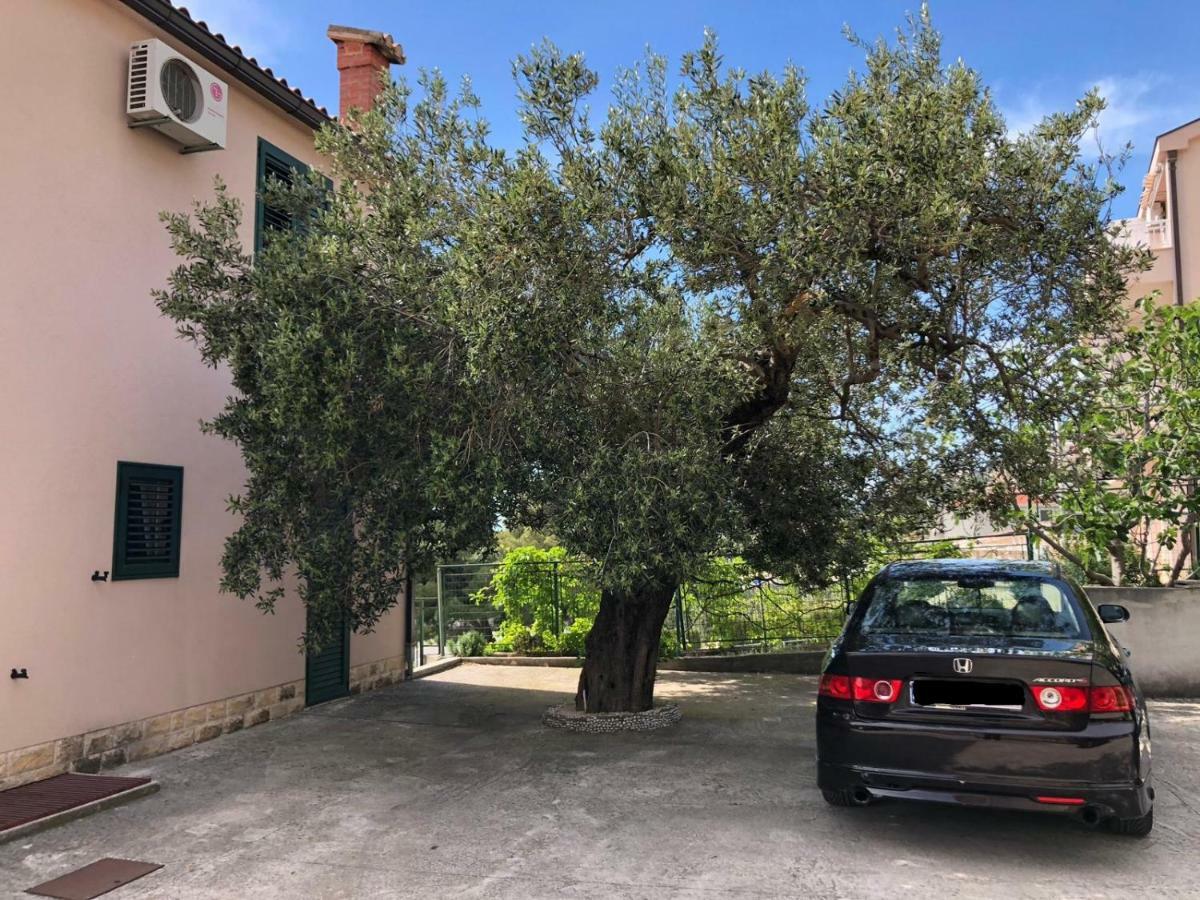 Villa Oliva Makarska Exterior foto